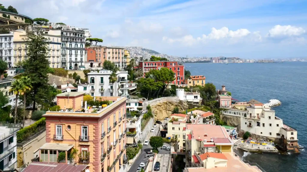 italy naples train